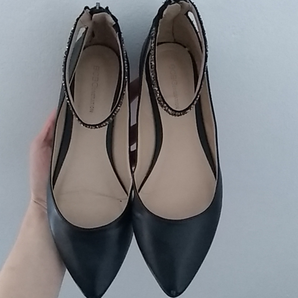 BCBG Flats sz 8.5